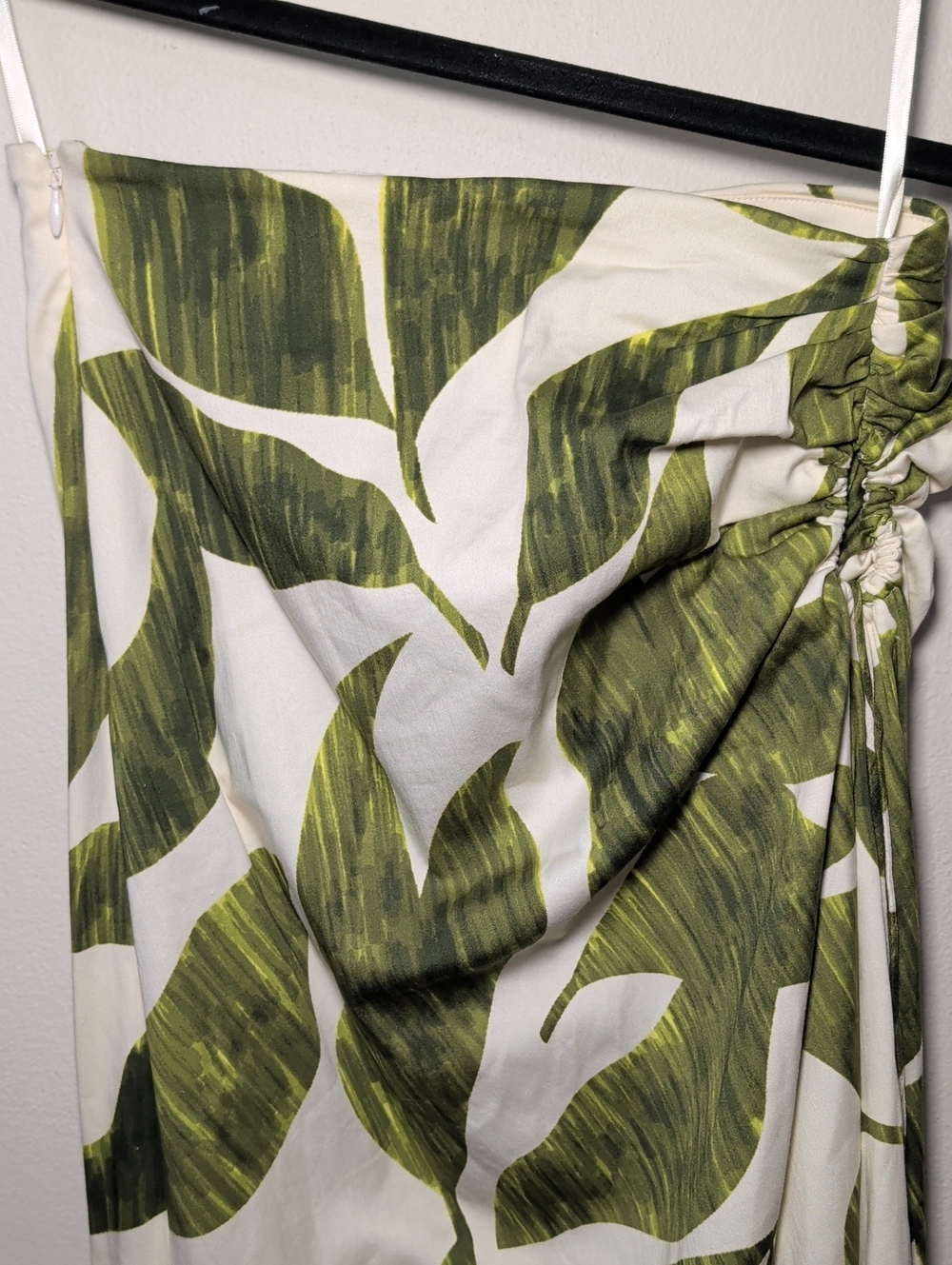 Antonio Melani x M.G. Style Tropical Print Asymmetric Skirt White Green Size 4 - Picture 4 of 7